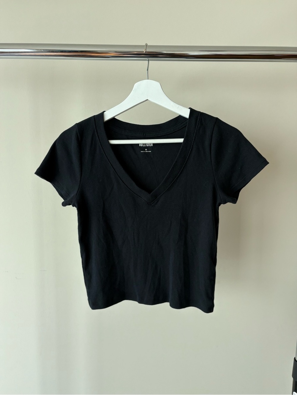 Hollister V neck croptop